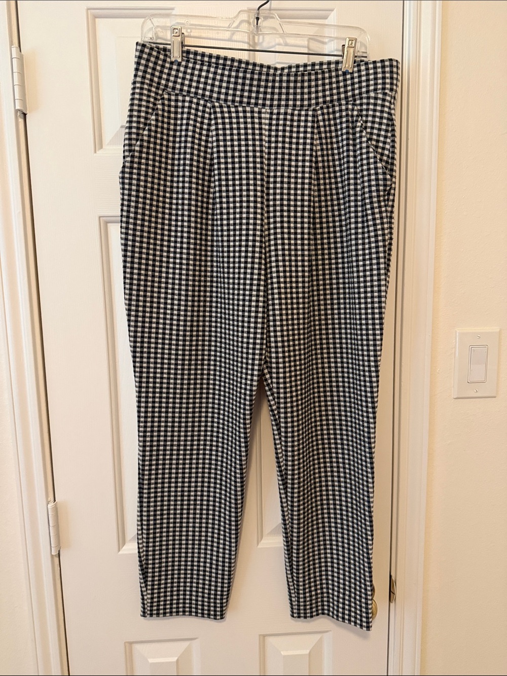 Express Black and White Gingham Straight-Leg Pants